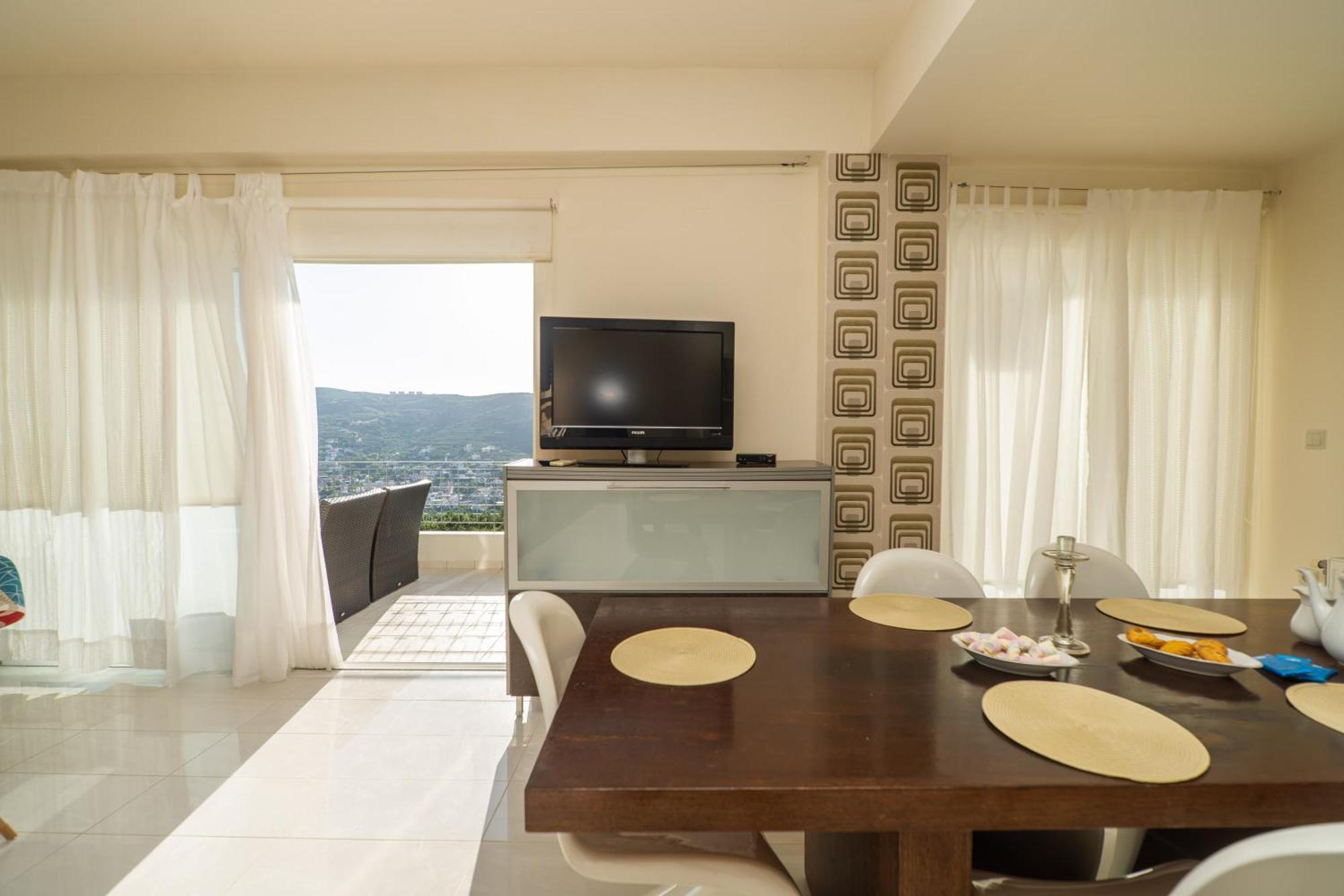 Villa Rodanthi Villas